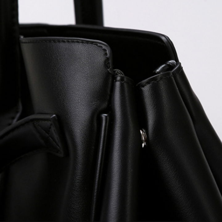 THE MULTI-POCKET DECONSTRUCTED TOTE