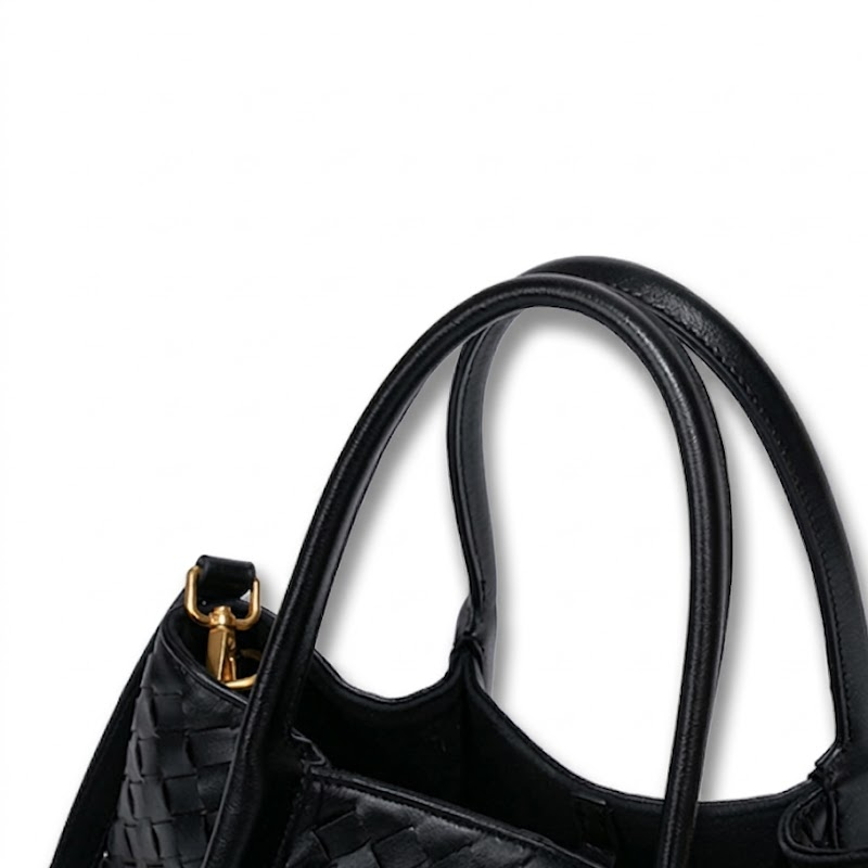 THE AXIS TOTE