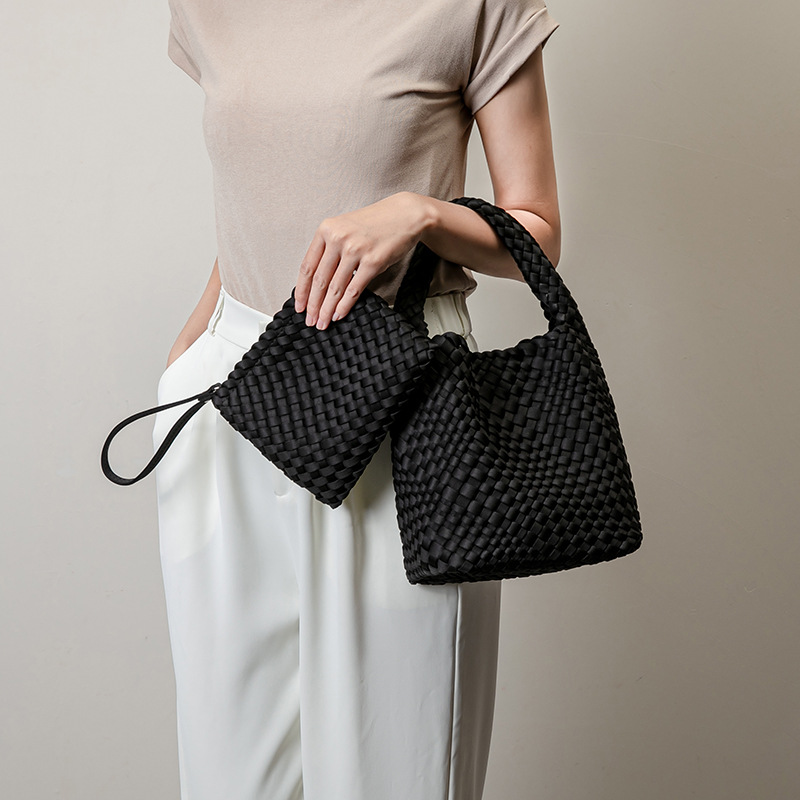 THE SATIN BLOCK VOLUME TOTE