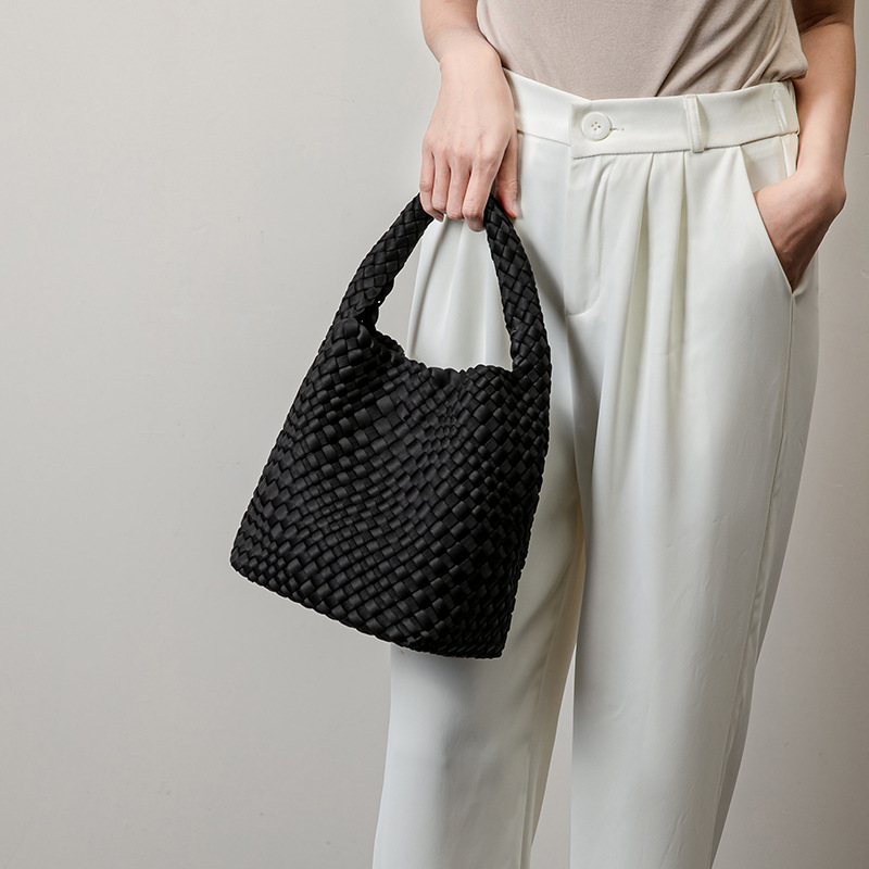 THE SATIN BLOCK VOLUME TOTE