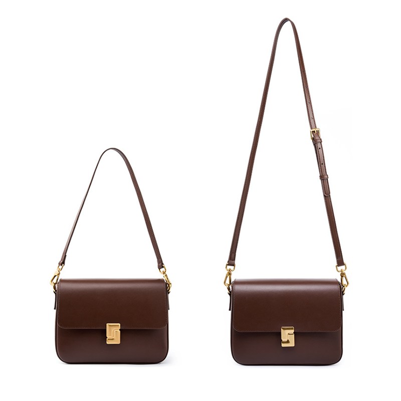 THE DUAL-STRAP VERSATILE FLAP BAG