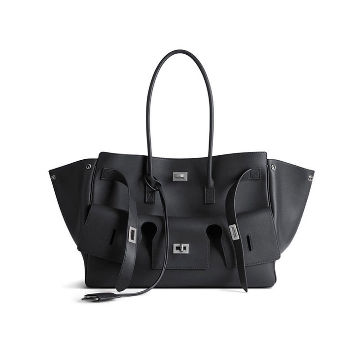 THE MULTI-POCKET DECONSTRUCTED TOTE