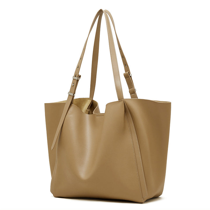 THE MINIMALIST SLOUCH TOTE