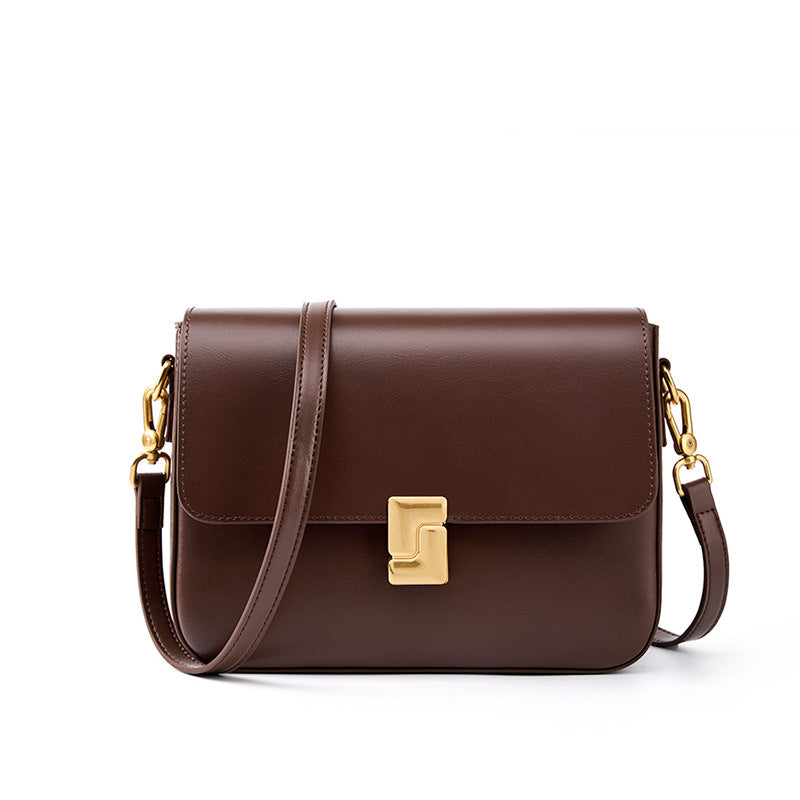 THE DUAL-STRAP VERSATILE FLAP BAG
