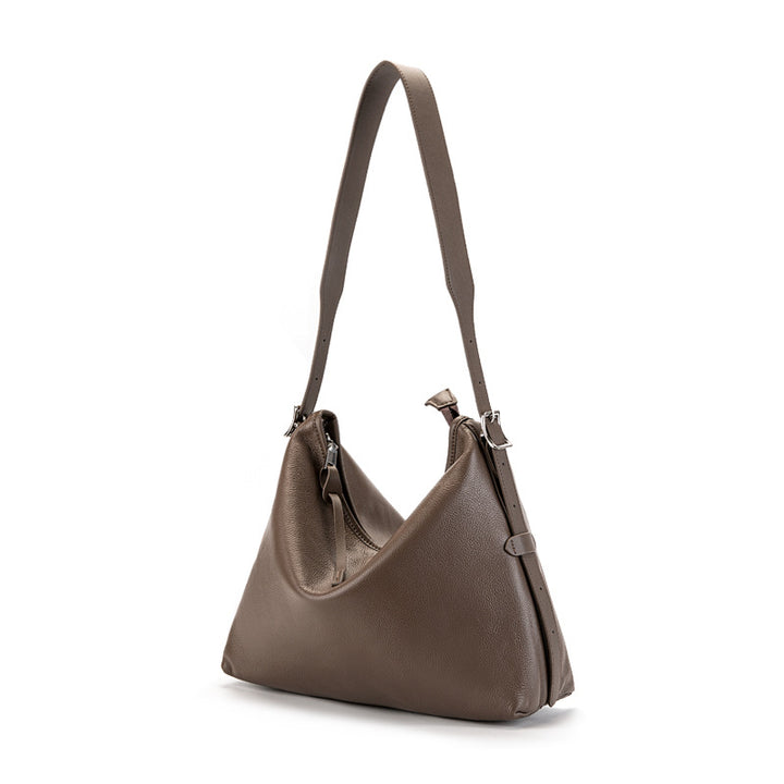 THE RELAXED ARCH HOBO