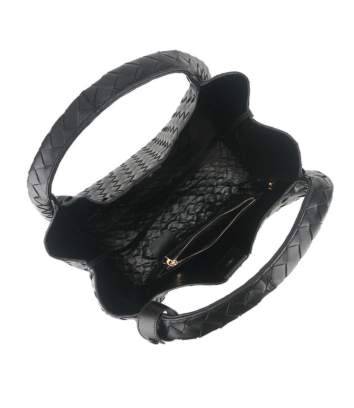 THE REFINED CRESCENT HOBO