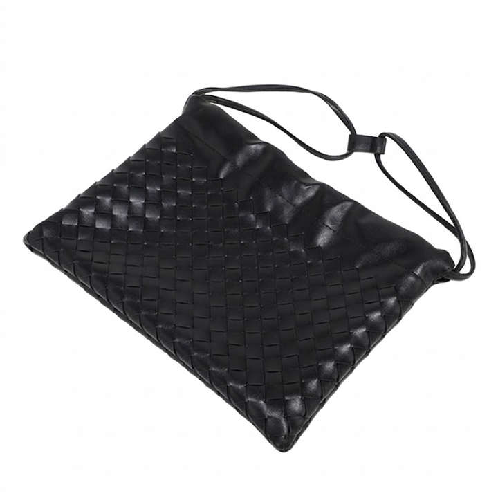 THE DRAWSTRING POUCH