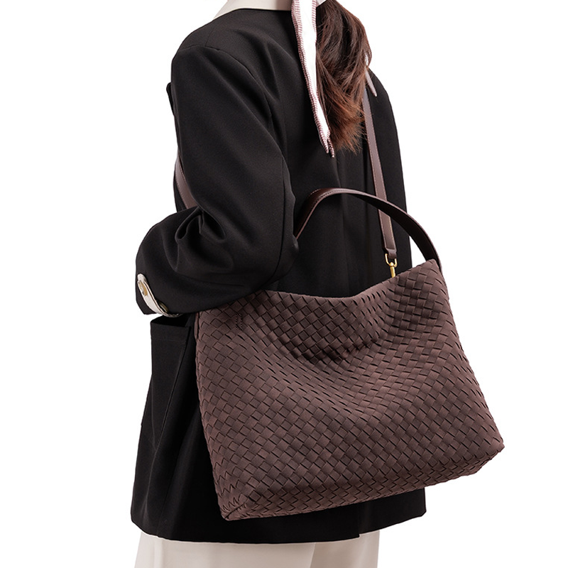 THE SOFT FOLD HOBO