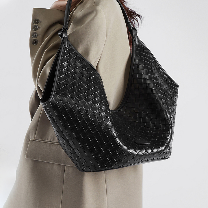 THE ARCHITECTURAL TOTE