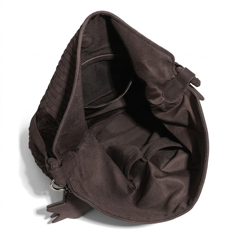 THE FLAP VOLUME TOTE