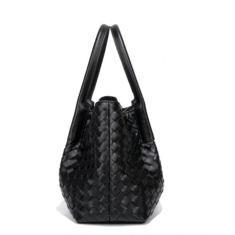 THE AXIS TOTE