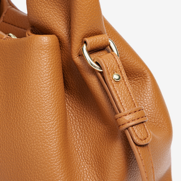 THE ADAPTABLE KNOT HOBO