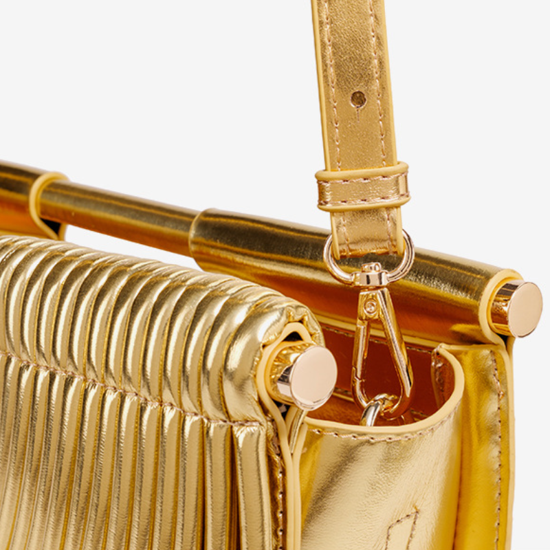 THE RADIAL PLEAT ARCHITECTURAL CLUTCH
