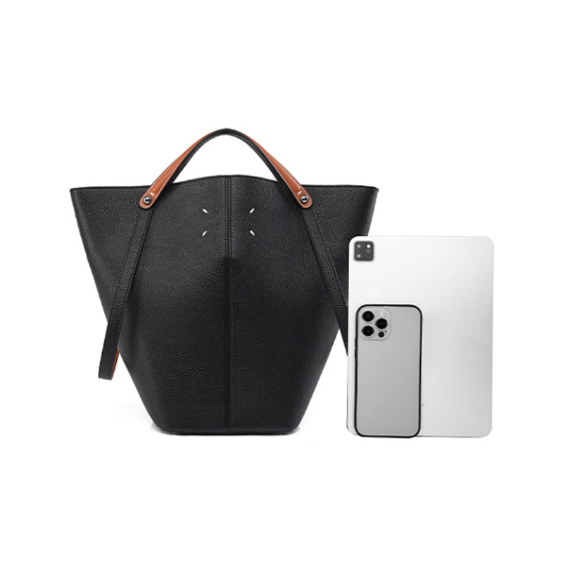 THE DECONSTRUCTED ORIGAMI TOTE