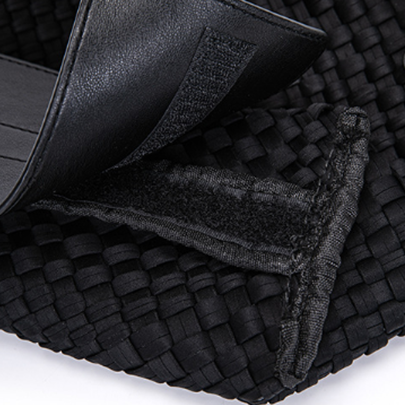 THE SATIN BLOCK VOLUME TOTE