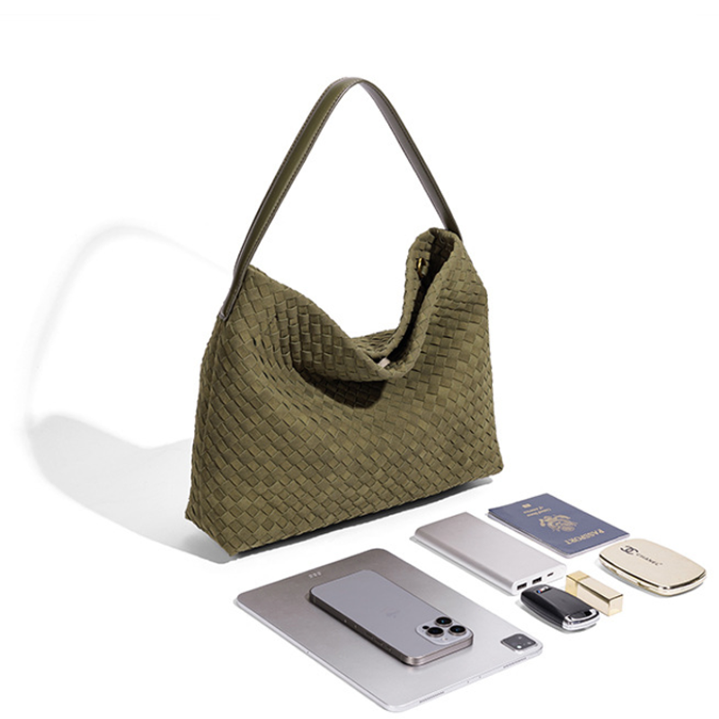 THE SOFT FOLD HOBO