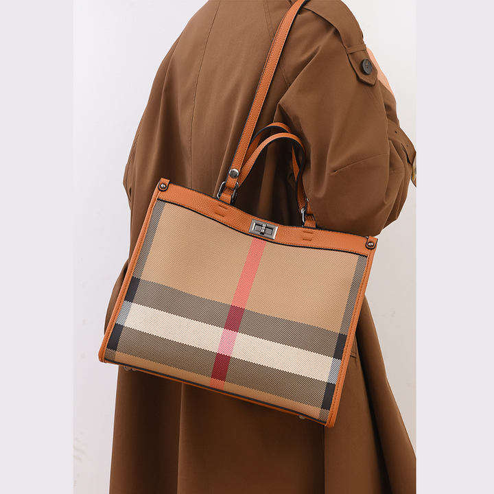 THE HERITAGE LOCK-DETAIL WORK TOTE