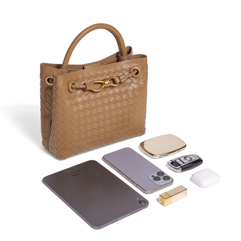 THE KNOT TOTE