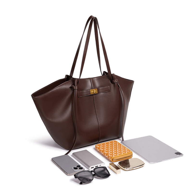 THE OVERSIZED WINGED EXECUTIVE TOTE