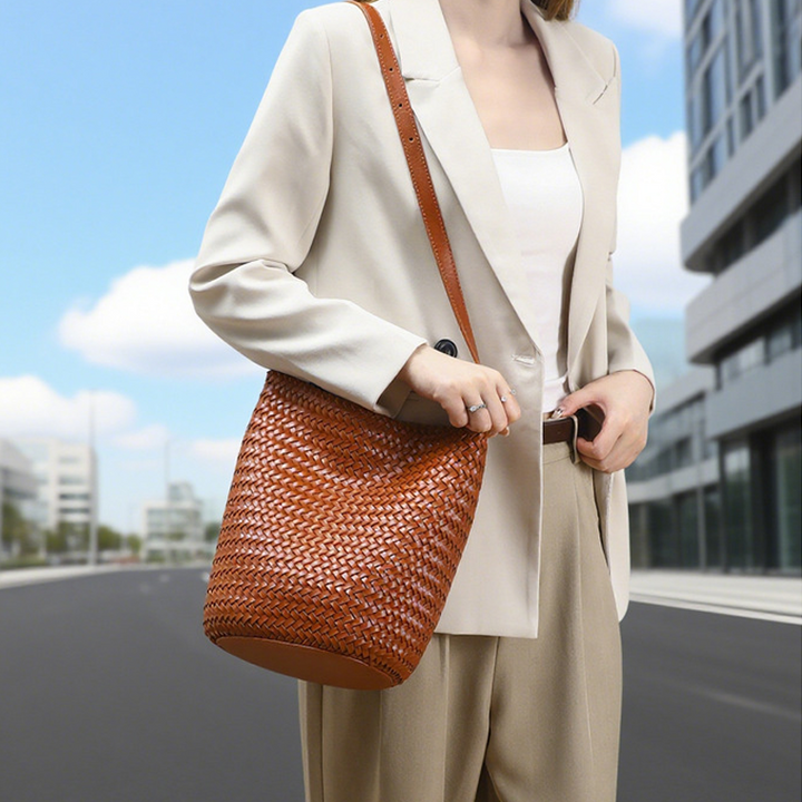 THE SLOUCHY BUCKET