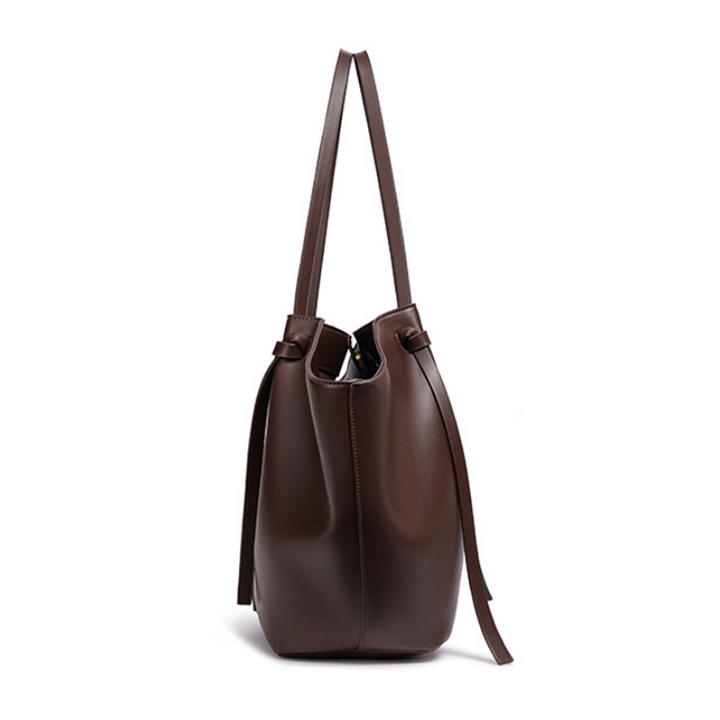 THE OVERSIZED WINGED EXECUTIVE TOTE
