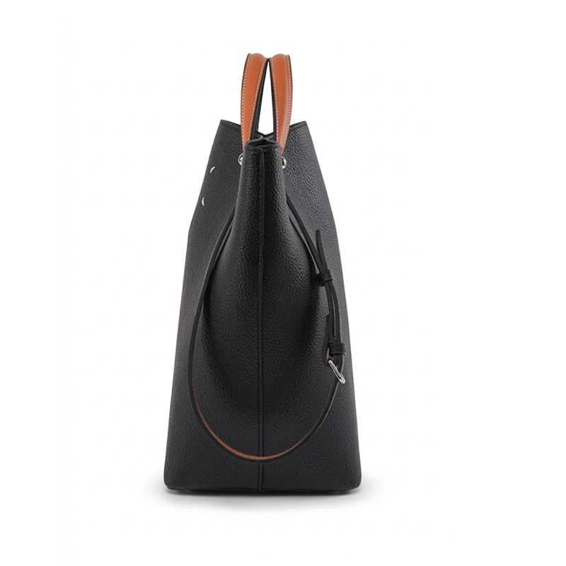 THE DECONSTRUCTED ORIGAMI TOTE