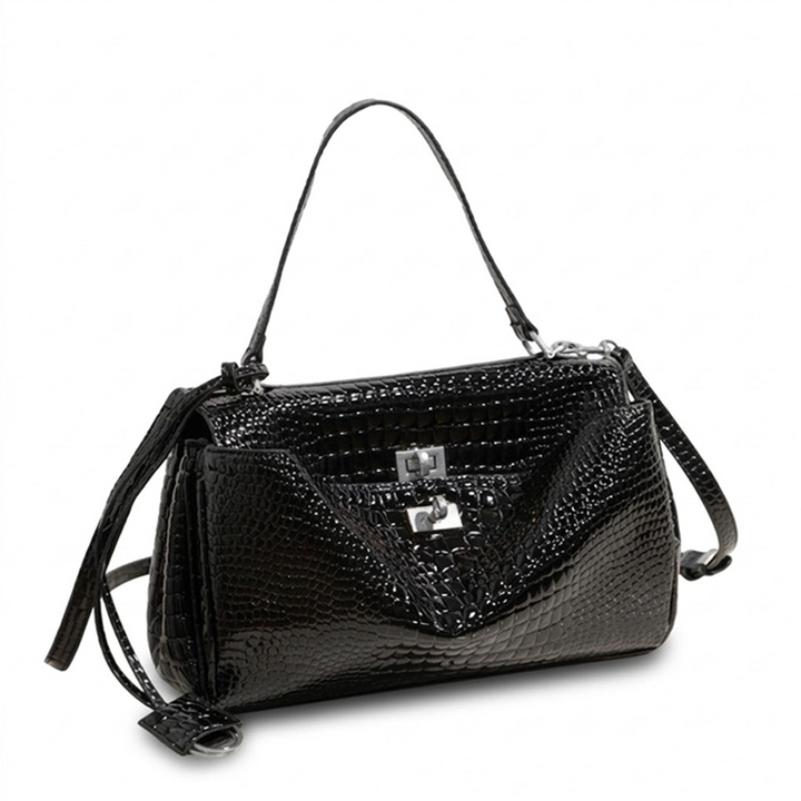 THE TRI-COMPARTMENT EXECUTIVE FLAP BAG