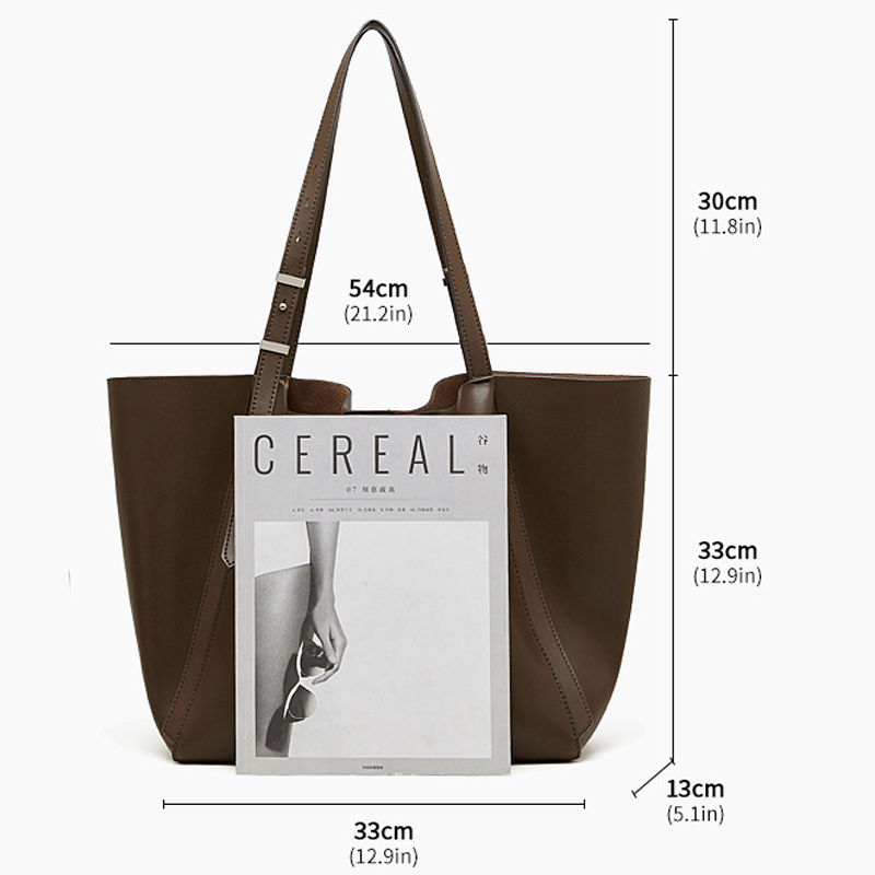 THE MINIMALIST SLOUCH TOTE