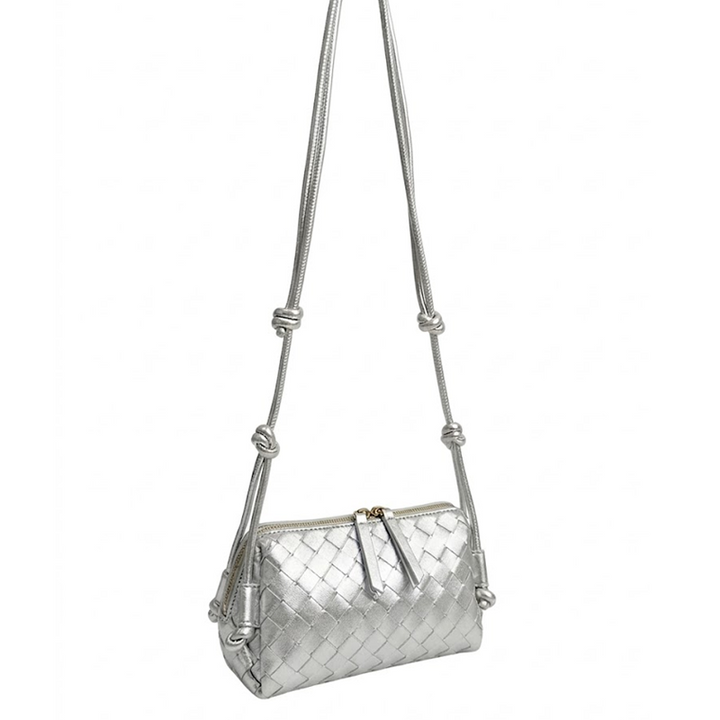 THE KNOT BARREL BAG