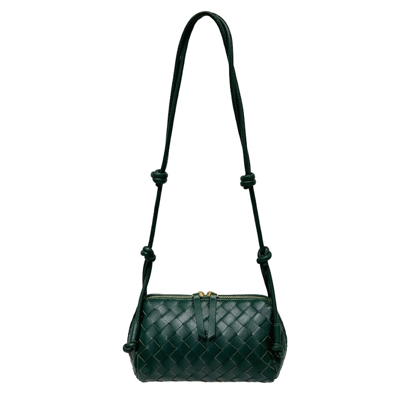 THE KNOT BARREL BAG