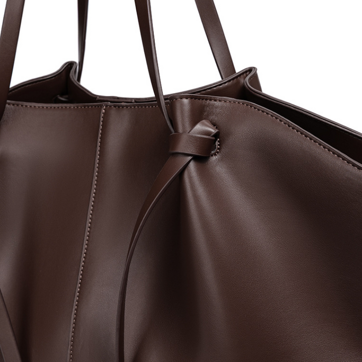 THE OVERSIZED WINGED EXECUTIVE TOTE