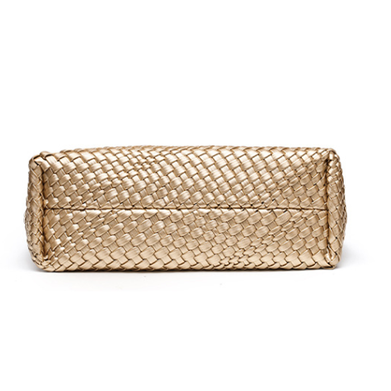 THE STAR VOLUME TOTE