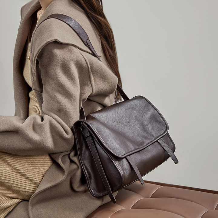 THE SOFT FLAP MESSENGER