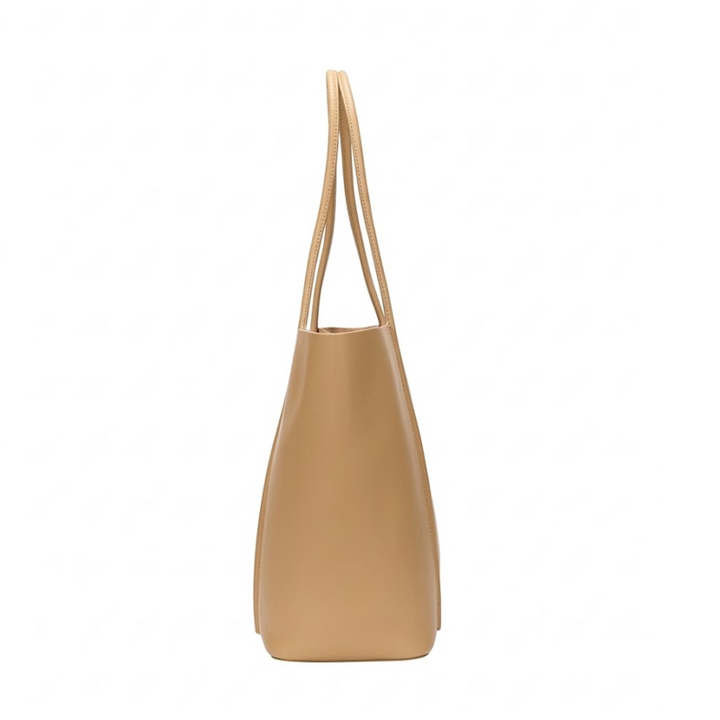 THE ESSENTIAL MINIMALIST TOTE