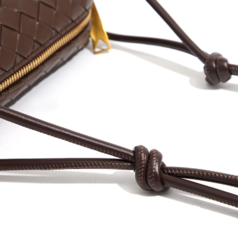 THE KNOT CAMERA BOXY BAG