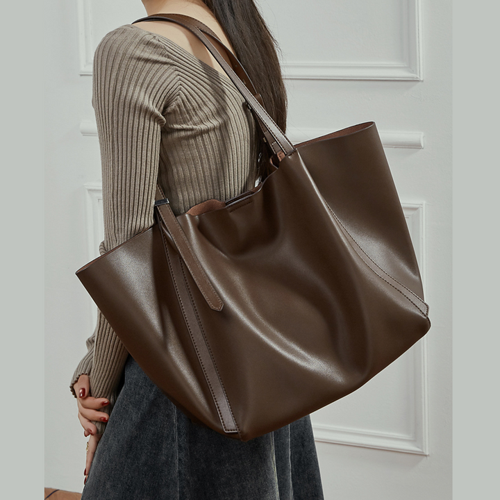 THE MINIMALIST SLOUCH TOTE