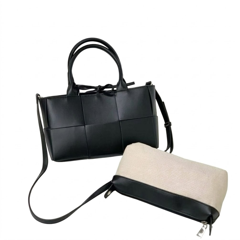 THE SQUARE TOTE