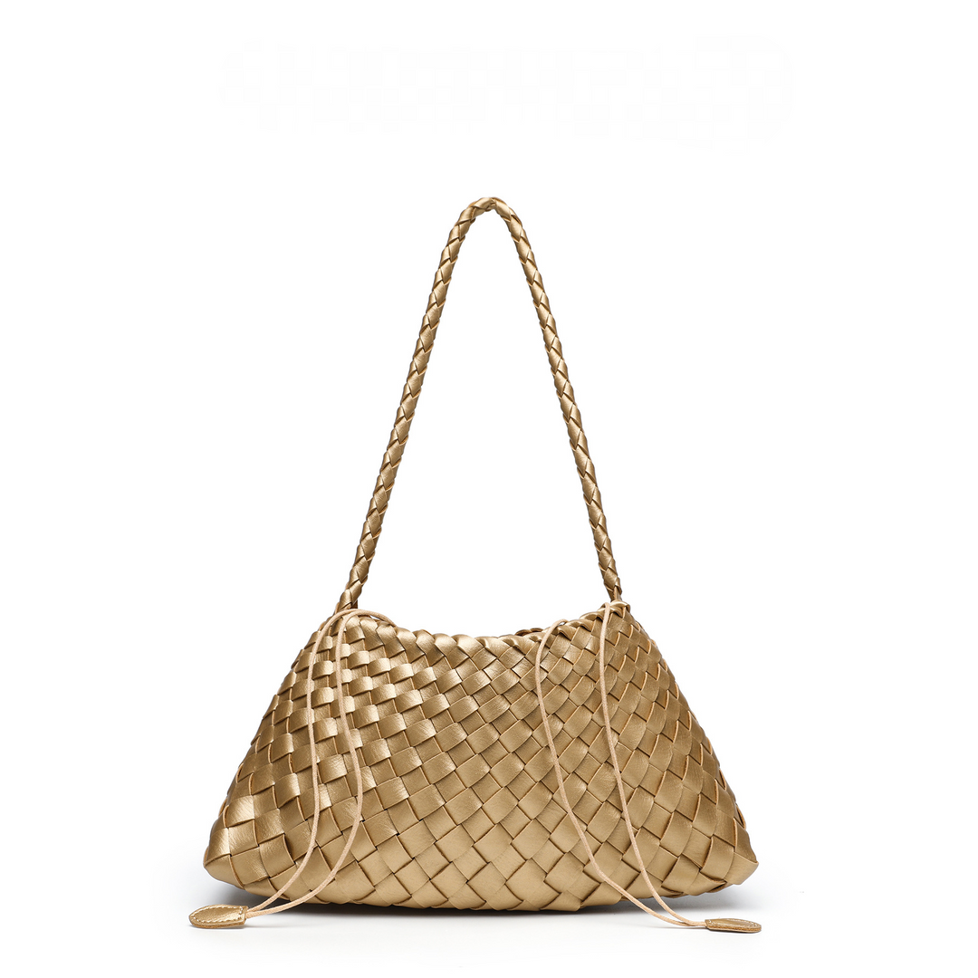 THE ADAPTABLE BASKET TOTE