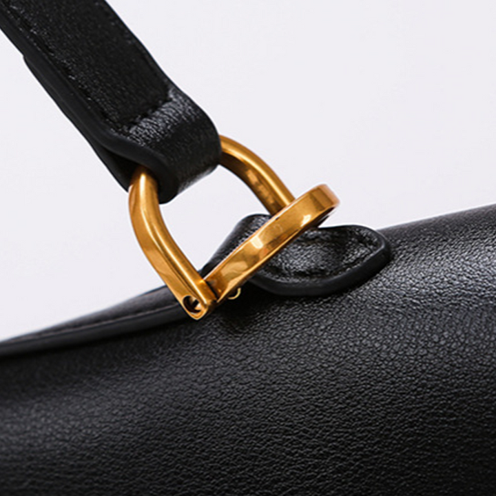 THE TRI-COMPARTMENT EXECUTIVE FLAP BAG