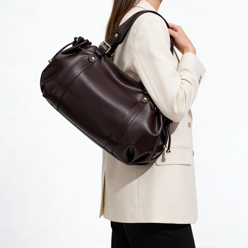 THE HERITAGE SATCHEL MESSENGER
