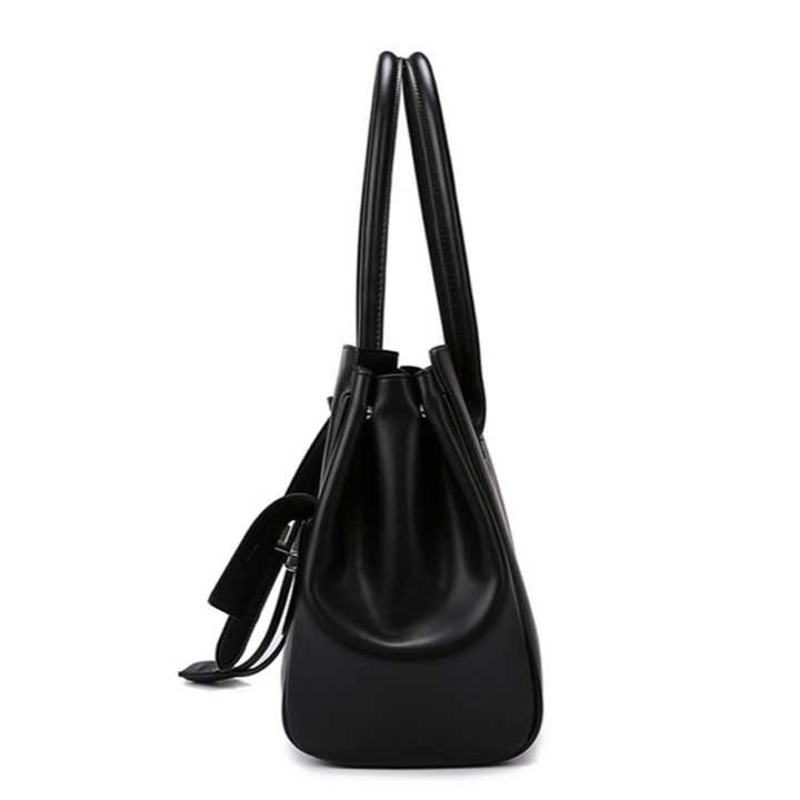 THE MULTI-POCKET DECONSTRUCTED TOTE