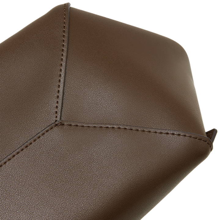 THE MINIMALIST SLOUCH TOTE