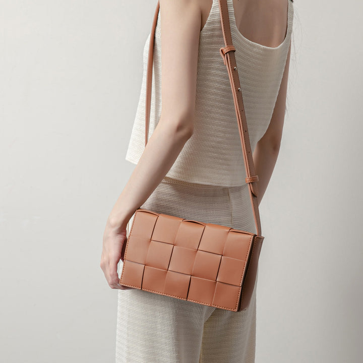 THE CASSETTE CROSSBODY