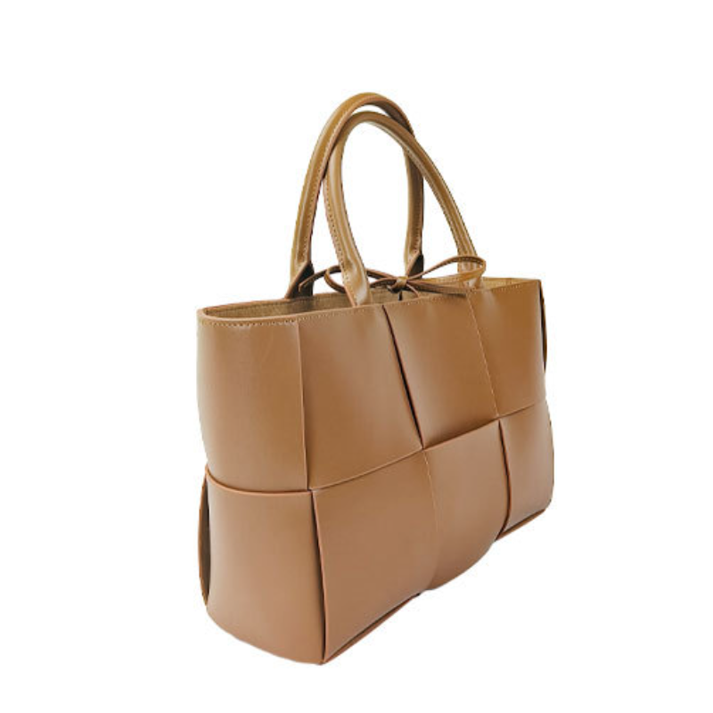 THE SQUARE TOTE