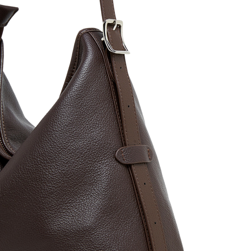 THE RELAXED ARCH HOBO